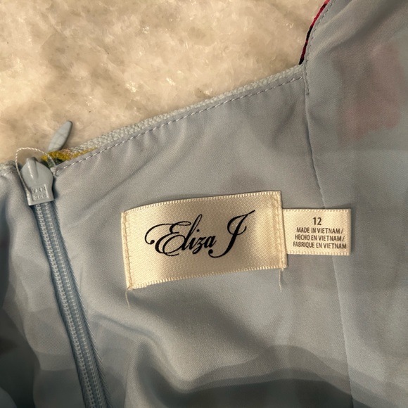 Eliza J Floral Dress - Picture 5 of 5